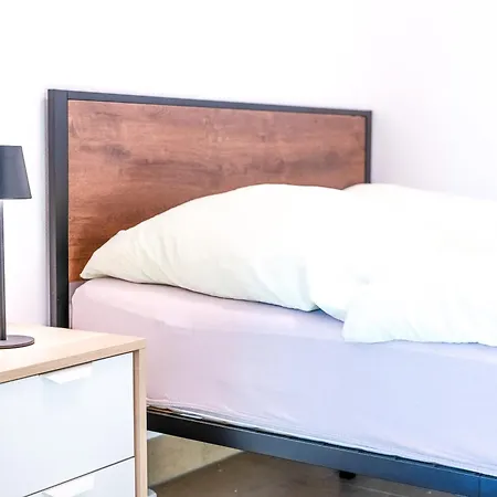 In Loschwitz Mit Parkplatz *