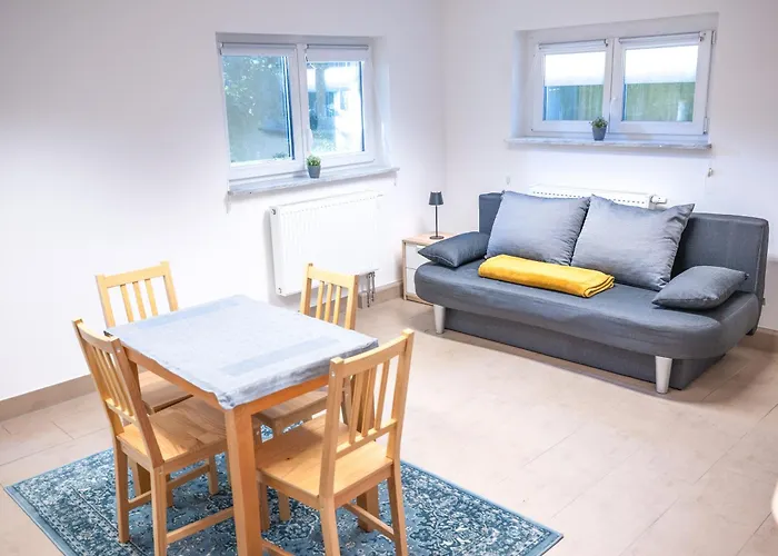 In Loschwitz Mit Parkplatz *