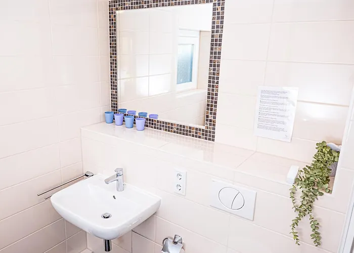 In Loschwitz Mit Parkplatz * Dresden