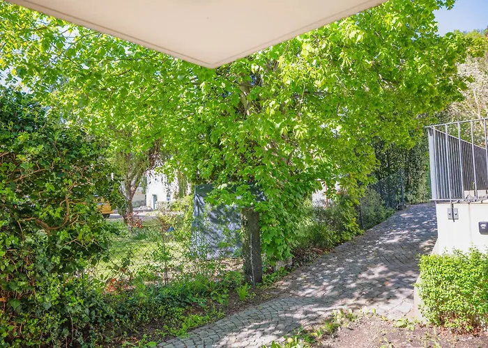 In Loschwitz Mit Parkplatz Apartment *